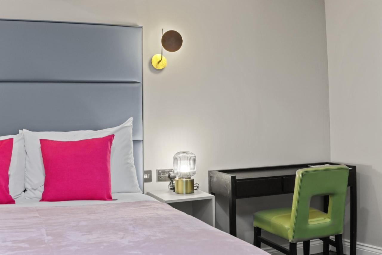 London'S Boutique Studio Exterior foto